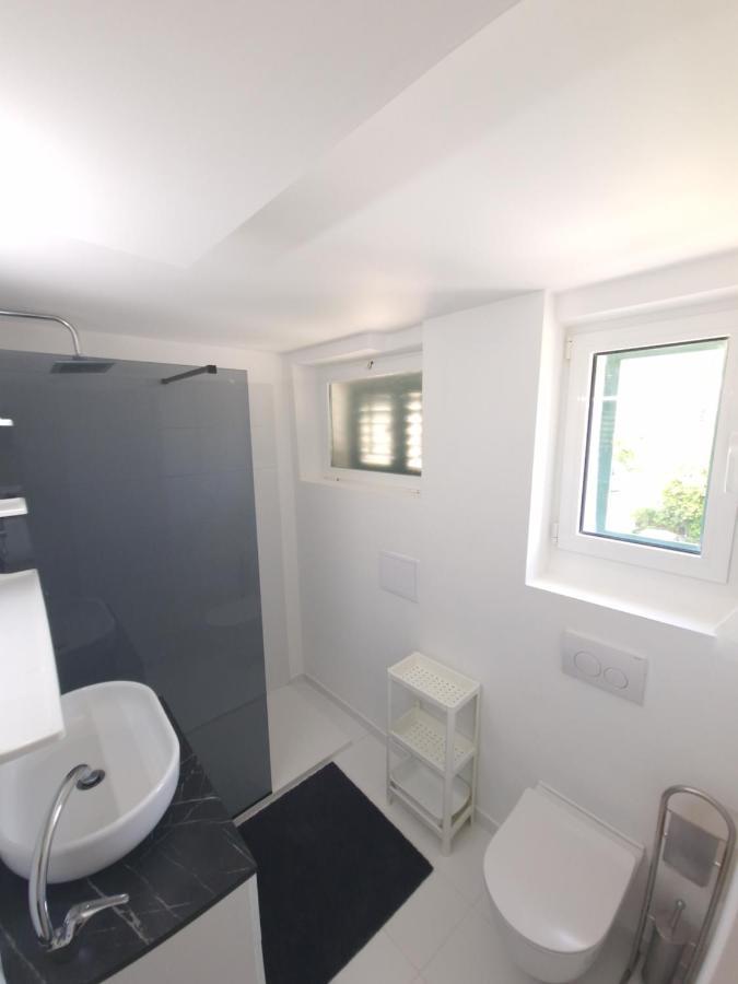 Apartments Eis Baška Eksteriør bilde
