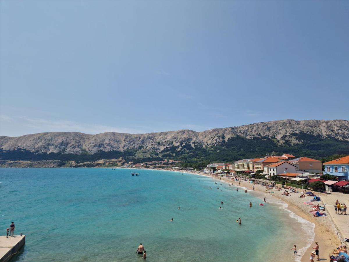Apartments Eis Baška Eksteriør bilde